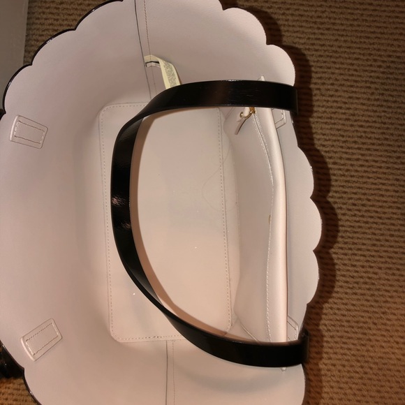 Kate Spade - Picture 3 of 3